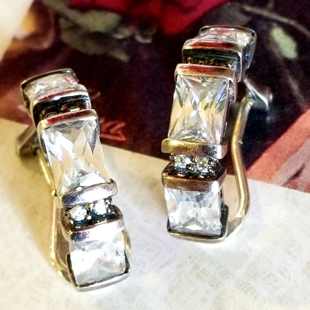 RARE Silpada Sterling Silver & Zirconia Earrings